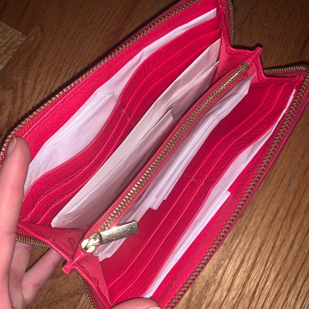 Tory Burch Zipper Wallet Deep Coral - Picture 3 of 3